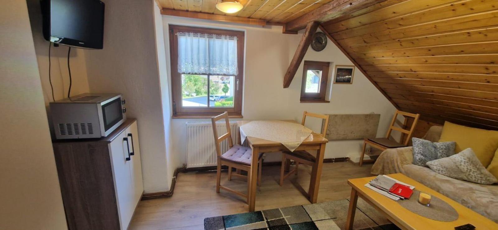 Weisshaus Schruns Apartment ภายนอก รูปภาพ